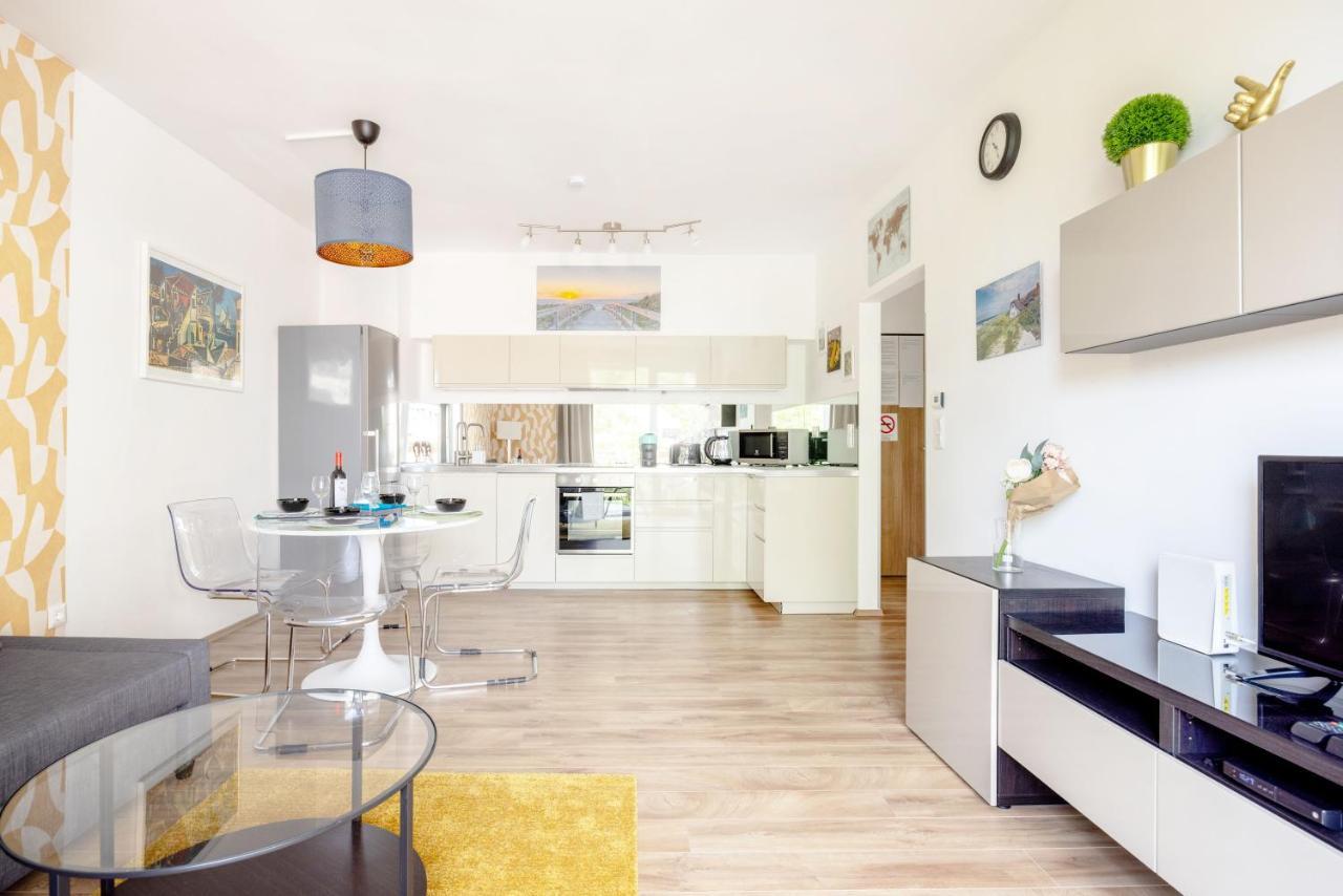 Feel Home Superior # Free Parking # Balcony # Ac Budapest Exterior photo
